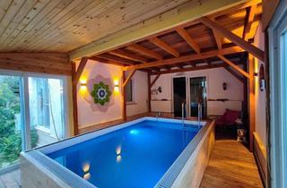 Villa kaufen in 40229 Düsseldorf, Düsseldorf - Köyce-287-iz: 330 m² Villa mit Pool & Sauna