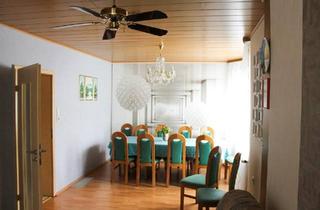 Einfamilienhaus kaufen in 35321 Laubach, Laubach - Einfamilienhaus mit großem Anwesen und Scheune