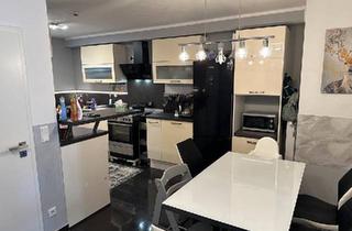 Wohnung kaufen in 90763 Fürth, Fürth - Sehr gute Lage! Vermietete 3-Zimmer-Wohnung mit Balkon und Aufzug