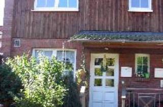 Wohnung kaufen in 25337 Kölln-Reisiek, Kölln-Reisiek - Endreihenhaus im Landhausstil