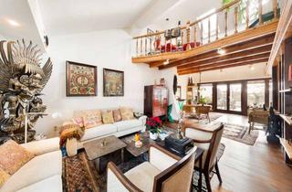 Wohnung kaufen in 12161 Friedenau, Exklusive Maisonettewohnung mit Dachterrasse im Herzen von Friedenau