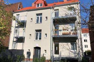 Wohnung kaufen in Pfarrstraße 62, 30459 Ricklingen, Dachgeschosswohnung mit Potenzial