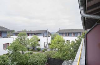 Wohnung kaufen in Nudower Grund, 14558 Nuthetal, Terrasse mit Weitblick! Bezugsfreie 2-Zimmer DG Wohnung in ruhiger Lage von Bergholz-Rehbrücke