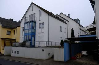 Wohnung kaufen in Am Schießberg 9a, 35745 Herborn, Helle, 3 ½ Zimmer Wohnung im 1.OG mit Balkon und Garage