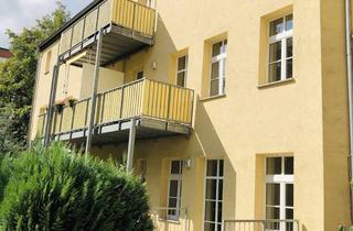 Wohnung mieten in Lutherplatz 10 HH, 02826 Innenstadt, Ruhig im Hinterhaus, mit Balkon, EBK und 2 Bädern im 2. OG = DG!