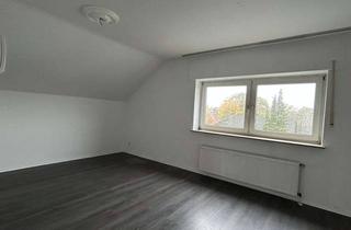 Wohnung mieten in Franz-Liszt-Straße 22, 46282 Dorsten, Helle und geräumige 4-Zimmer-Wohnung im Dachgeschoss – Ihr neues Zuhause in Dorsten