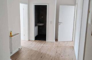 Wohnung mieten in Pestalozzistrasse 48, 08412 Werdau, Frisch sanierte 3 Zimmer Wohnung mit Balkon