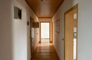 Mehrfamilienhaus kaufen in 09366 Stollberg, Attraktives Mehrfamilienhaus zur Sanierung in Stadtrandlage