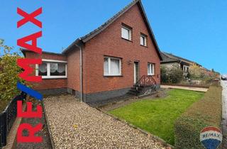 Einfamilienhaus kaufen in 46446 Emmerich, Ruhig gelegenes Einfamilienhaus mit großem Potenzial zur Neugestaltung.