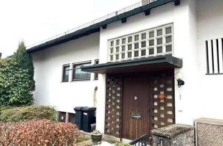 Einfamilienhaus kaufen in 95478 Kemnath, Einfamilienhaus mit Einliegerwohnung in Hanglage in Kemnath