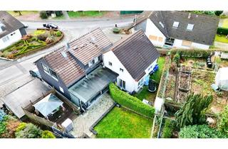 Haus kaufen in 42477 Radevormwald, Familienfreundliches Zuhause mit viel Platz, Garten & 2 Garagen in ruhiger Lage