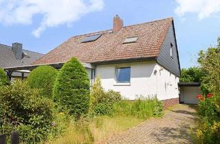 Einfamilienhaus kaufen in 30826 Garbsen, Idyllisch gelegenes Einfamilienhaus mit Einbauküche, Kamin und Vollkeller in Schloß Ricklingen!