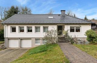 Haus kaufen in 38685 Langelsheim, Großzügiges Ein-/Zweifamilienhaus mit großer Terrasse und direktem Waldzugang in Wolfshagen im Harz