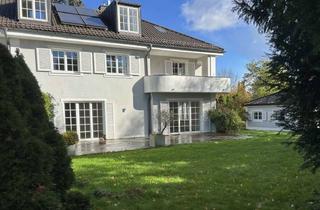 Haus mieten in 82166 Gräfelfing, STADTVILLA IN GRÄFELFING – GROSSZÜGIGES WOHNEN MIT SÜDGARTEN, KAMIN & WELLNESSBEREICH