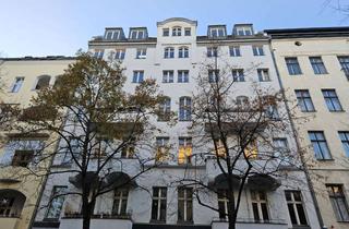 Gewerbeimmobilie mieten in Bleibtreustraße, 10623 Charlottenburg, Exklusive Dachetage am Savignyplatz – Vielseitige Gewerbefläche mit Charme