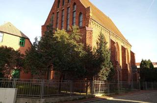 Gewerbeimmobilie mieten in Mittelstraße, 19370 Parchim, Individuelle Geschäftsräume in alter Bartholomäus Kapelle