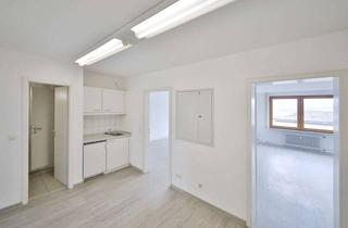 Büro zu mieten in 75172 Weststadt, Top-Lage: 75 m² große Büroräume direkt in der Pforzheimer Innenstadt