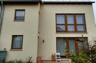 Doppelhaushälfte kaufen in 09123 Chemnitz, Sechs Zimmer, Küche, Bad