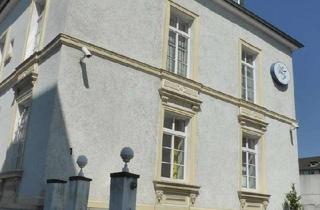 Wohnung kaufen in 64283 Darmstadt, Exklusive WE in Stadtvilla in Darmstadt-City im Parterre