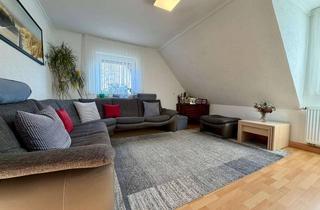 Wohnung kaufen in 73265 Dettingen, Gemütliche 3-Zimmer-Dachgeschosswohnung in zentraler Lage