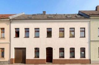 Mehrfamilienhaus kaufen in 08223 Falkenstein, Leben, lieben, bohren: Das Mehrgenerationenhaus in Falkenstein für kreative Köpfe und flinke Hände