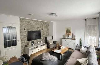 Wohnung mieten in 77694 Kehl, Modernisierte Wohnung mit drei Zimmern sowie Balkon und EBK in Kehl