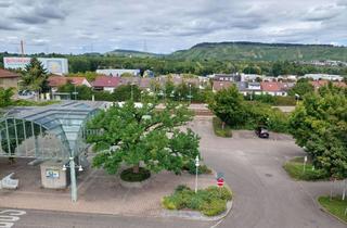 Wohnung mieten in Bahnhofstrasse 26, 71384 Weinstadt, Geschmackvolle 3,5 Zimmer Wohnung mit gehobener Innenausstattung und Balkon in Weinstadt/Endersbach