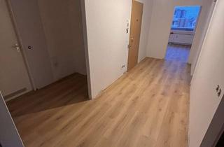 Wohnung mieten in Schubertstraße 34, 27474 Cuxhaven, Renovierte 3-Zimmer-Wohnung mit Einbauküche, Loggia und Stellplatz Bezugsfertig 05.01.2026