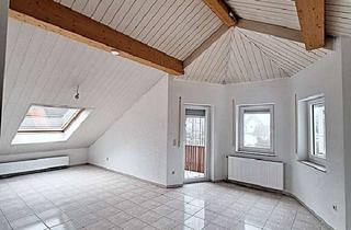 Wohnung mieten in 72108 Rottenburg, Lichtdurchflutete modernisierte 3-Zimmer-Wohnung mit Balkon