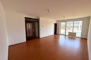 Wohnung mieten in 63477 Maintal, Lichtdurchflutete 3-Zimmer-Wohnung mit Balkon und Außen-Stellplatz