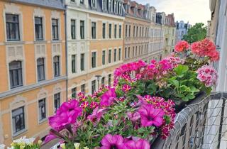 Wohnung mieten in 06110 Halle, Helle 2-Zimmer Altbau-Wohnung mit französischem Balkon in der Südlichen Innenstadt