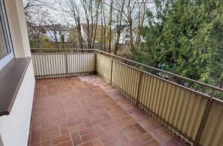 Wohnung mieten in Bruchwiesenweg 11, 63457 Hanau, Erstbezug nach Sanierung: geräumige 3-Zimmer Wohnung mit 2 Balkonen und EBK