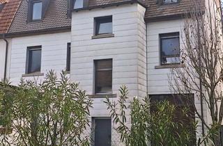 Haus kaufen in 76135 Beiertheim-Bulach, Einmalige Gelegenheit: Stattliches 3-Familienhaus in Karlsruhe - Bulach zu verkaufen!