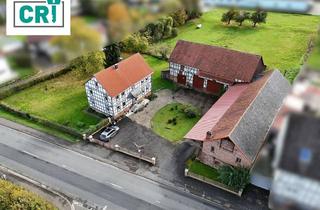 Haus kaufen in 35094 Lahntal, Traditionelles Hofensemble mit Weidefläche und Ausbaupotenzial–Ideal für Familie oder Tierliebhaber