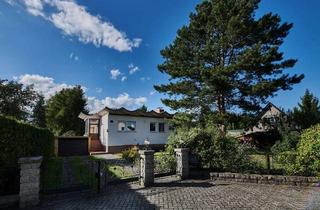 Haus kaufen in 01979 Lauchhammer, Naturnah leben und großzügig wohnen: Haus mit 8 Zimmern, Pool und großem Garten in ruhiger Lage