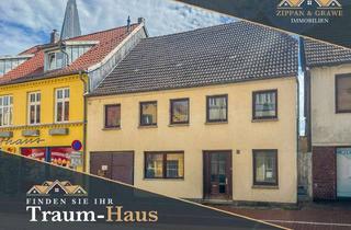 Haus kaufen in 18334 Bad Sülze, Sanierungsobjekt in Bad Sülze - 5 Wohnungseinheiten möglich