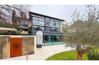 Haus kaufen in 76530 Innenstadt, Eine Seltenheit am Immobilienmarkt - Modernes Luxusanwesen mit Swimmingpool