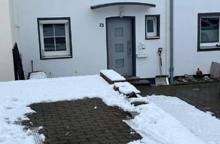 Haus mieten in Saarlandstraße 23, 87437 Lenzfried, Charmantes 5-Zimmer Reihenhaus in Kempten-Lenzfried mit Garten