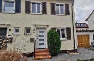 Haus mieten in 72555 Metzingen, Zweitbezug nach Sanierung: Ansprechende 4-Raum-Doppelhaushälfte mit geh. Innenausstattung und EBK