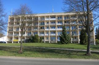 Wohnung mieten in 08645 Bad Elster, 2-Zimmer-Wohnung mit Einbauküche, Waschmaschine und Balkon!