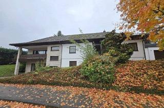 Haus kaufen in 32479 Hille, Hille - Großzügiges Wohnhaus mit gewerblicher Fläche in Hille-Oberlübbe