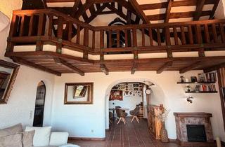 Wohnung kaufen in 85551 Kirchheim, Kirchheim bei München - Einzigartiges mediterranes Maisonette-Schloss ?? provisionsfrei