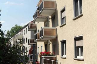 Wohnung kaufen in Belgrader Straße 22, 06712 Zeitz, Vermietet 3-Raum-Wohnung in der Völkerfreundschaft