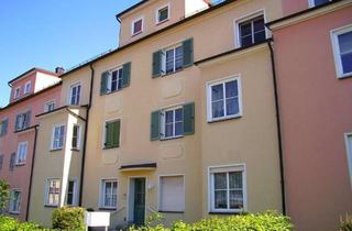 Wohnung kaufen in Virchowplatz, 08060 Marienthal, Vermietete 2-Raumwohnung in Marienthal mit Balkon, Tageslichtbad u. Stpl.! Blick ins Erzgebirge!