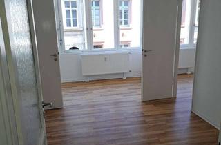 Wohnung mieten in 76133 Innenstadt-West, 2-ZKB mit Balkon (Innenstadt-West)