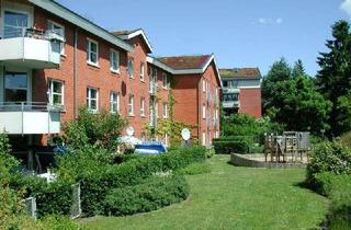 Sozialwohnungen mieten in Rendsburger Landstr. 137, 24113 Hassee, Renovierte und individuelle 2-Zimmer-Wohnung (Anmietung nur mit WBS) !