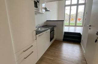 Wohnung mieten in Adolf-Heyden-Straße, 12555 Köpenick, Moderne Maisonette Wohnung mit EBK und Terasse