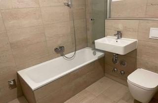 Wohnung mieten in Augustastr. 120, 46537 Dinslaken, Helle und modernisierte 3-Zi.-Wohnung mit Balkon!