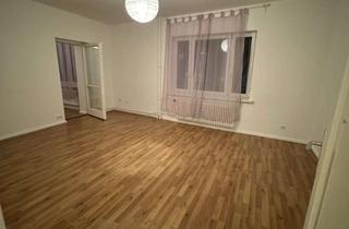 Wohnung mieten in 10999 Kreuzberg, Zentral gelegene 4-Zimmer-Wohnung in bester Lage von Kreuzberg