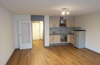 Wohnung mieten in Alpenstraße 17, 87435 Kempten, Schöne 1-Zimmer Wohnung mit geschlossenem Balkon im 1. OG in Kempten Innenstadt